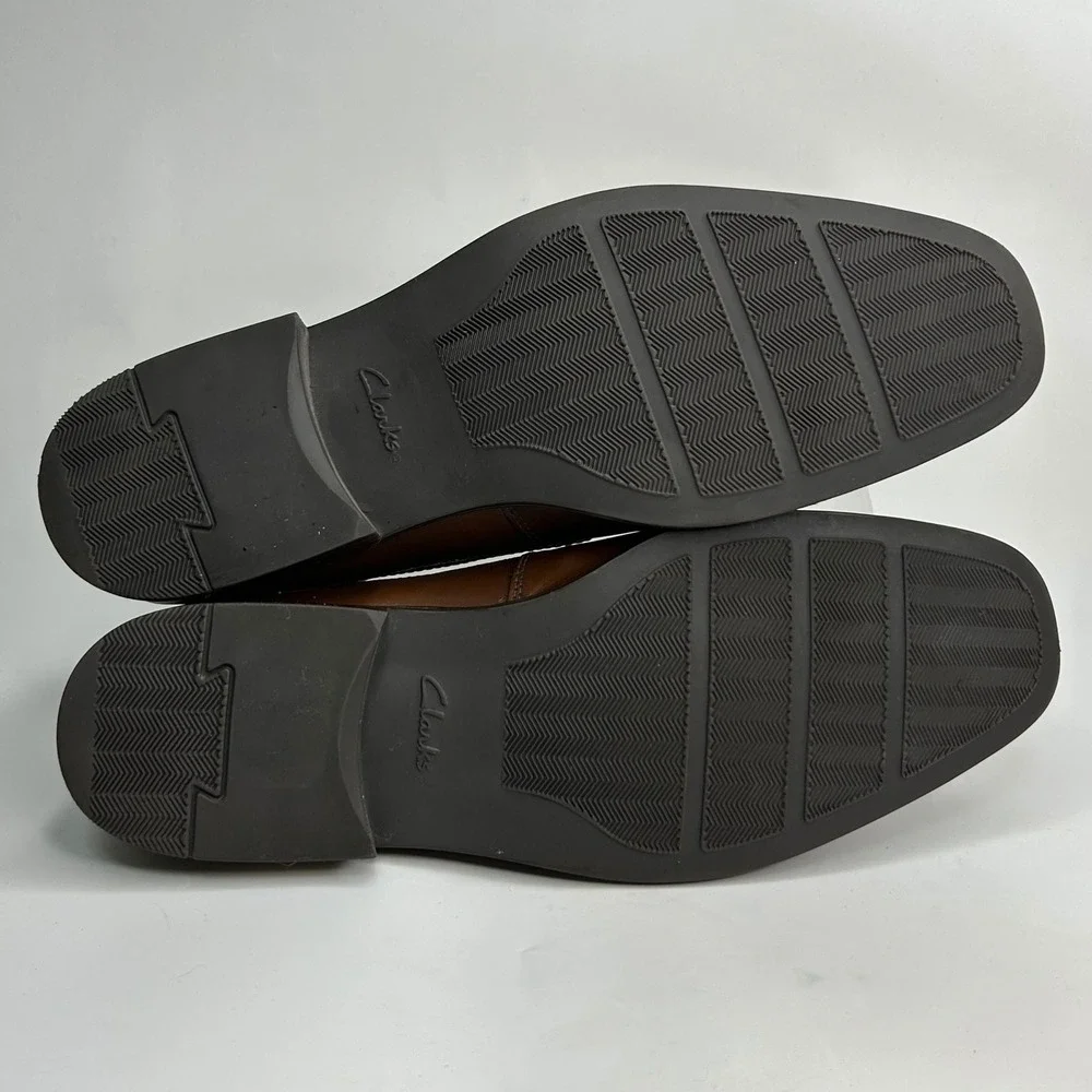 New Clarks Mens Tilden Free Leather Ortholite Formal Slip On Dress Shoes Sz 10 M